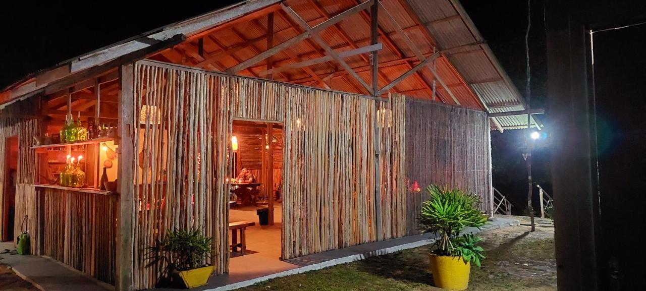מנאוס Ponta Poranga Jungle Lodge מראה חיצוני תמונה